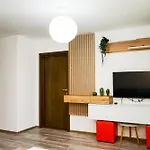 Mirandis - Modern With Free Parking Near Coresi Mall * Braszów