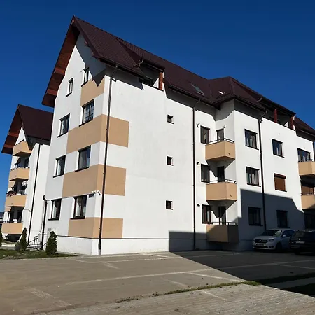 Apartament Mirandis - Comfort & Private Parking Near Coresi Mall *