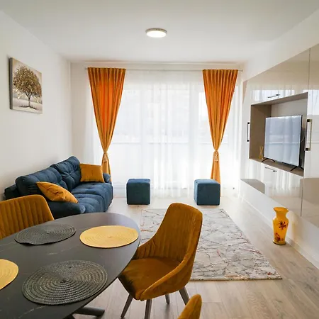 Mirandis - Comfort & Private Parking Near Coresi Mall