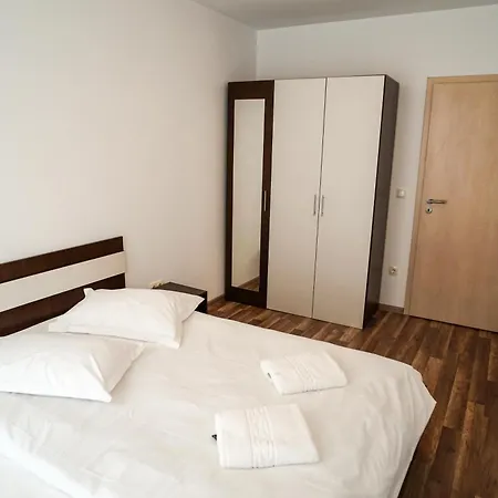 Mirandis - Comfort & Private Parking Near Coresi Mall * Brașov