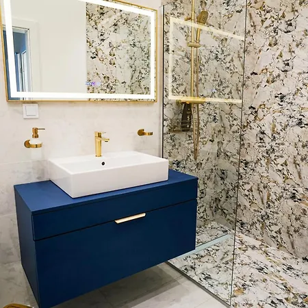 Mirandis - Modern With Free Parking Near Coresi Mall Appartement Braşov