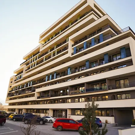 Mirandis - Modern With Free Parking Near Coresi Mall Braşov