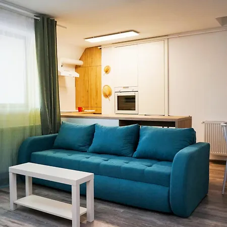 Mirandis - Modern With Free Parking Near Coresi Mall Appartement *