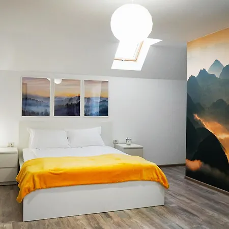 Appartement Mirandis - Modern With Free Parking Near Coresi Mall *