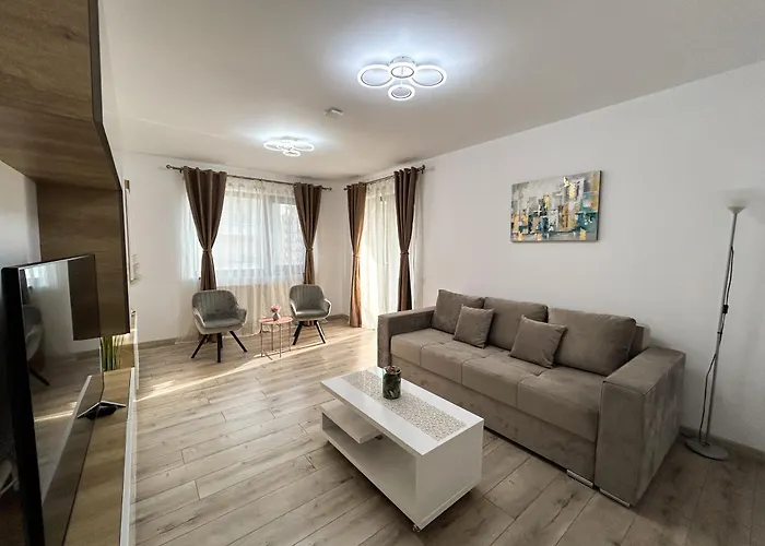 Mirandis - Modern With Free Parking Near Coresi Mall Apartament