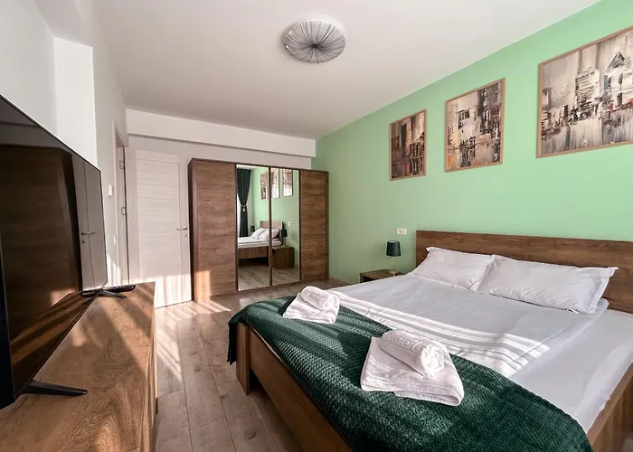 Mirandis - Modern With Free Parking Near Coresi Mall Apartament Braszów