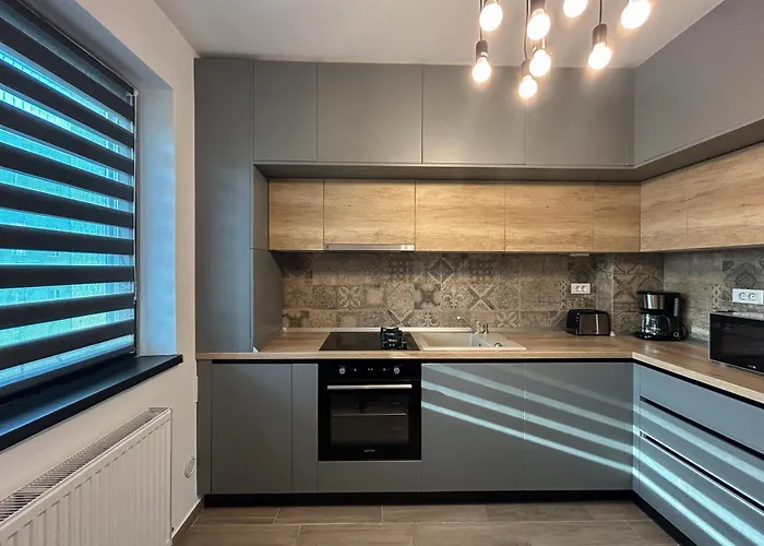 Mirandis - Modern With Free Parking Near Coresi Mall * Braşov